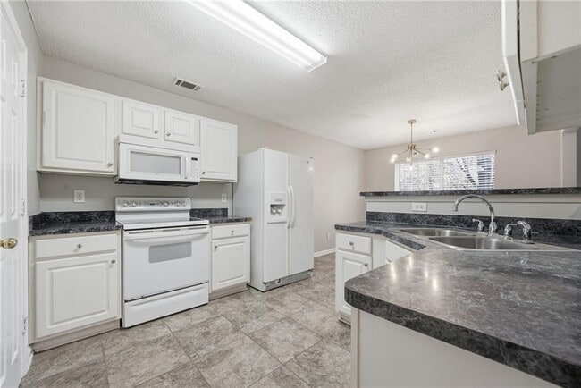 Photo - 2297 Charleston Pointe SE