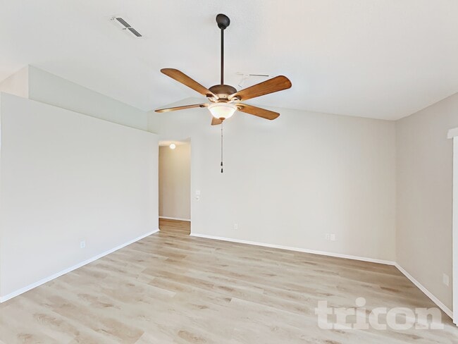 Photo - 6209 61st Ct E