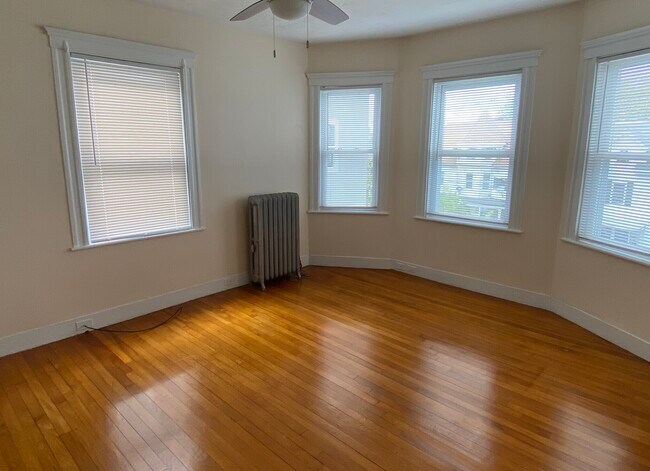 Photo - 21 Main St Unidad 3