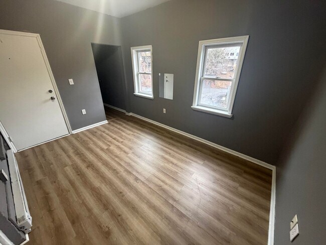 Photo - 29 Elberon Pl Unit 2 -  2