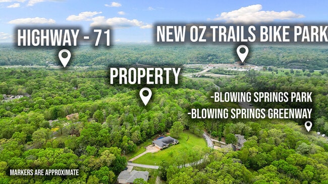 Photo - 11 Blakeney Ln