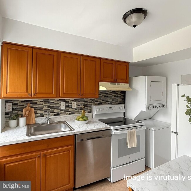 Photo - 2103 Fort Davis St SE