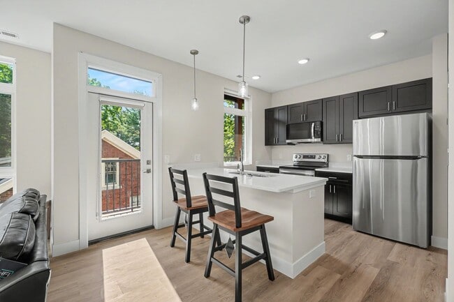 512 W Clark St.