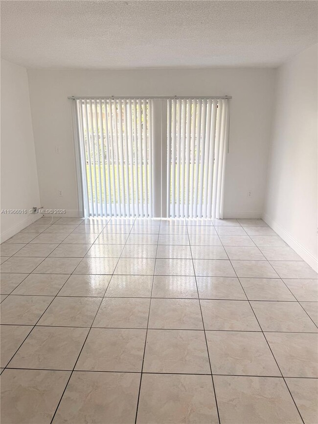 Photo - 611 NW 177th St Unit 201-208