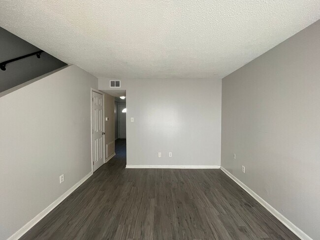 Photo - 131 Wall St Unit 107