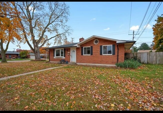 Photo - 34423 Tonquish Trail