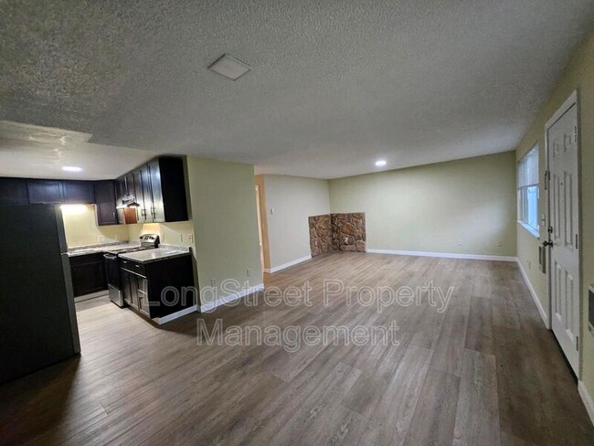 Photo - 17635 SW Blanton St