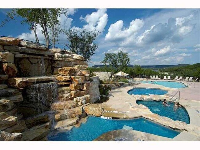 Photo - 6608 Lantern View Dr Unit 202