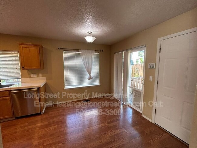 Photo - 2958 NE 13th Dr