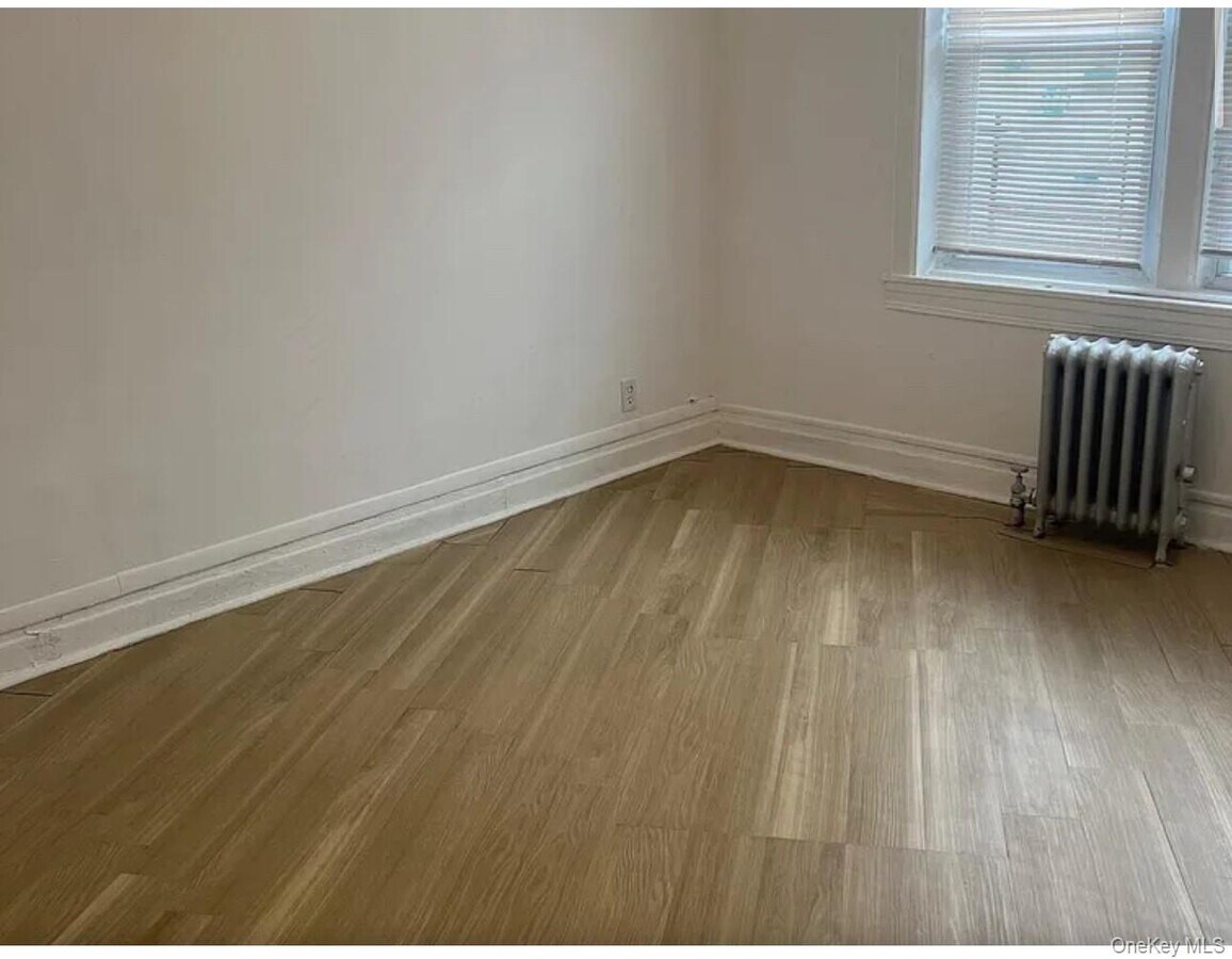 Photo - 3128 Seymour Ave