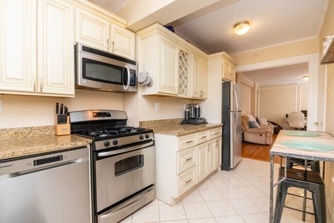 Photo - 1450 Beacon St Unidad 603 Rental