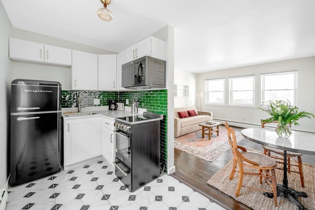 Photo - 202 S Henry St Unidad SI ID1468343P