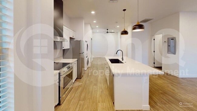 Photo - 719 W Missouri Ave