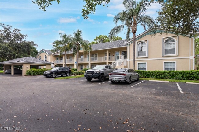 Photo - 25727 Lake Amelia Way Unidad 105