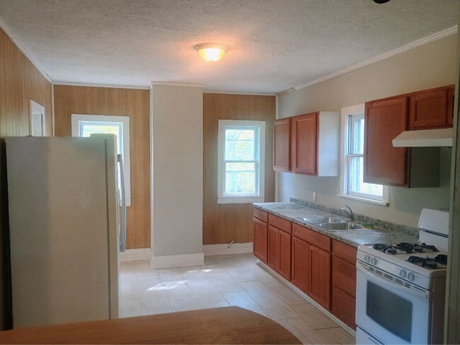 Photo - 301 E Olive St