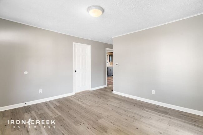 Photo - 16 Pelzer St