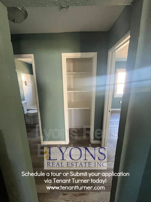 Photo - 917 Pineknot Rd Unit 2