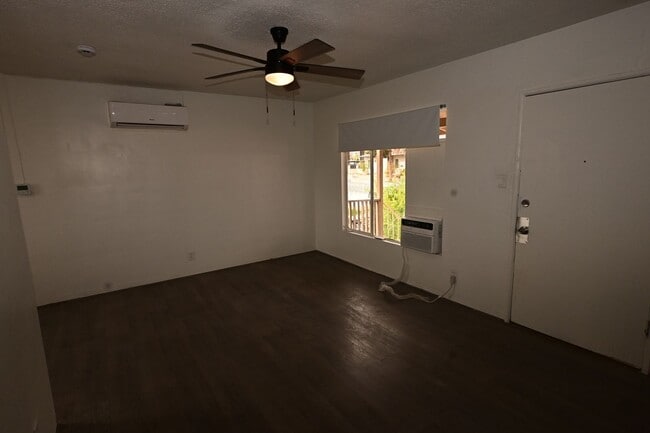 Photo - 380 N 13th St