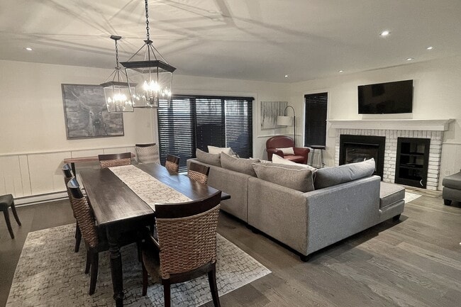 Photo - 571 Oxbow Crescent