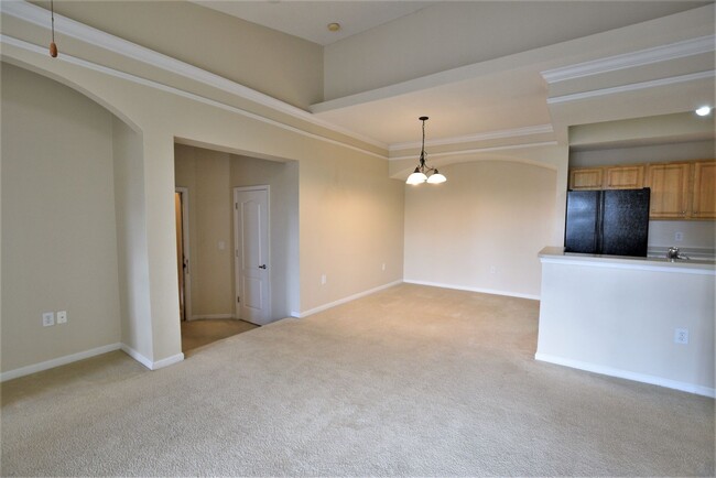 SPACIOUS 2 bed 2 bath Hunters Creek CONDO ... - SPACIOUS 2 bed 2 bath Hunters Creek CONDO ... Unit 112