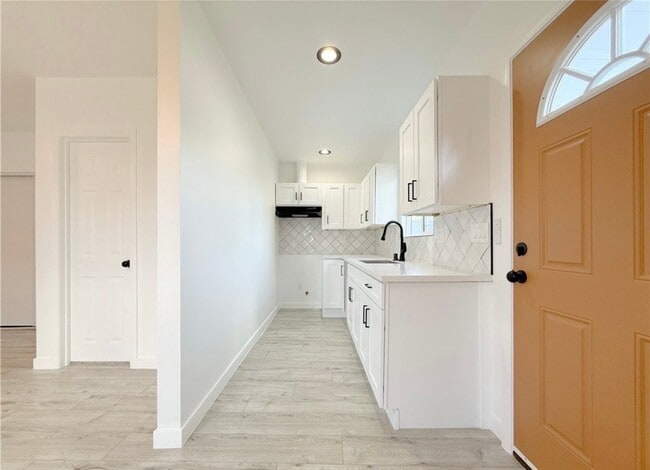 Photo - 1008 W 134th Pl