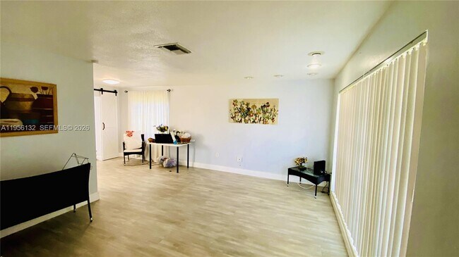 Photo - 6810 NW 28th St