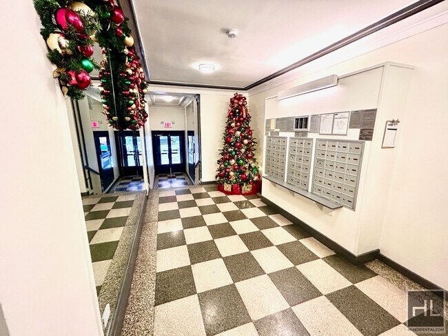 Photo - WEST 72 STREET Unidad 2A