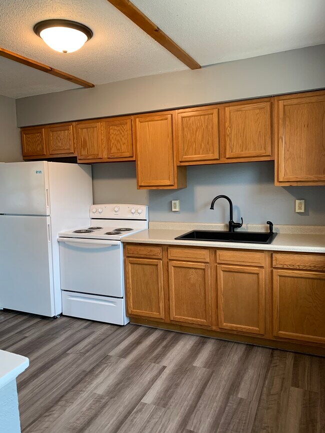 Photo - 1013 I Ave NW