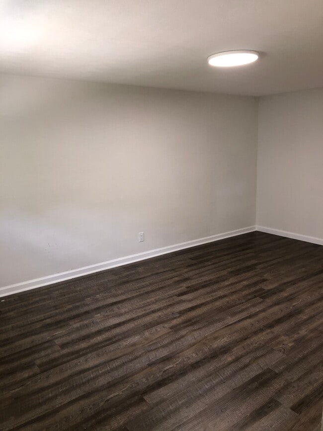 Photo - 1023 W State st Unidad 4