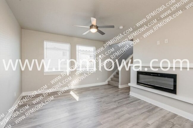 Photo - 4028 NE 4th St