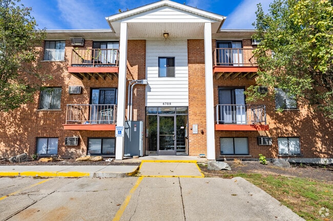 Entrance - Green Valley Apartments