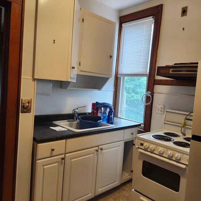 Photo - 19 Clinton St Unit 3fr