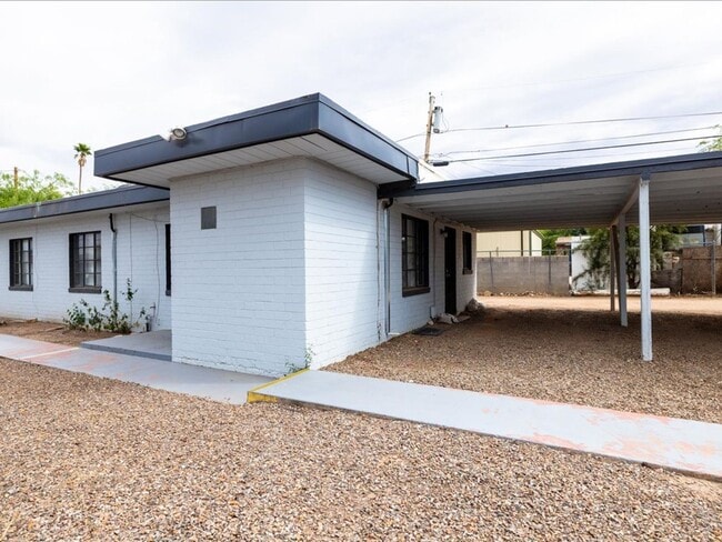 Photo - Cozy & Modern 2-Bedroom Home