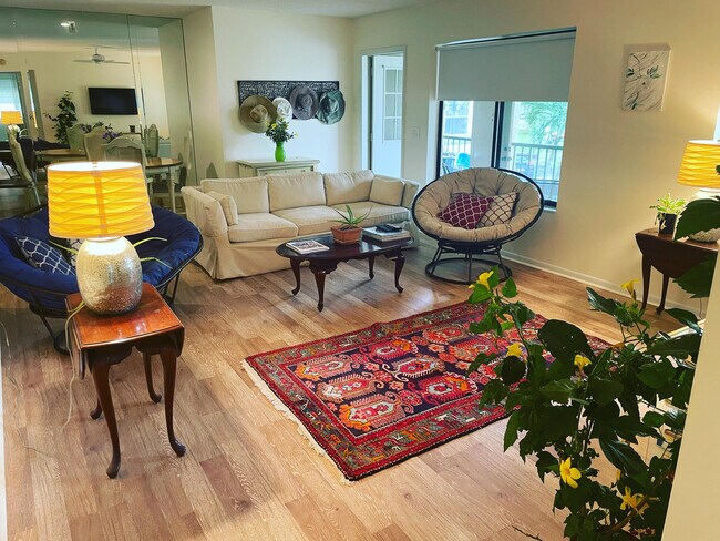 Photo - 519 Shady Pine Way Unit A2