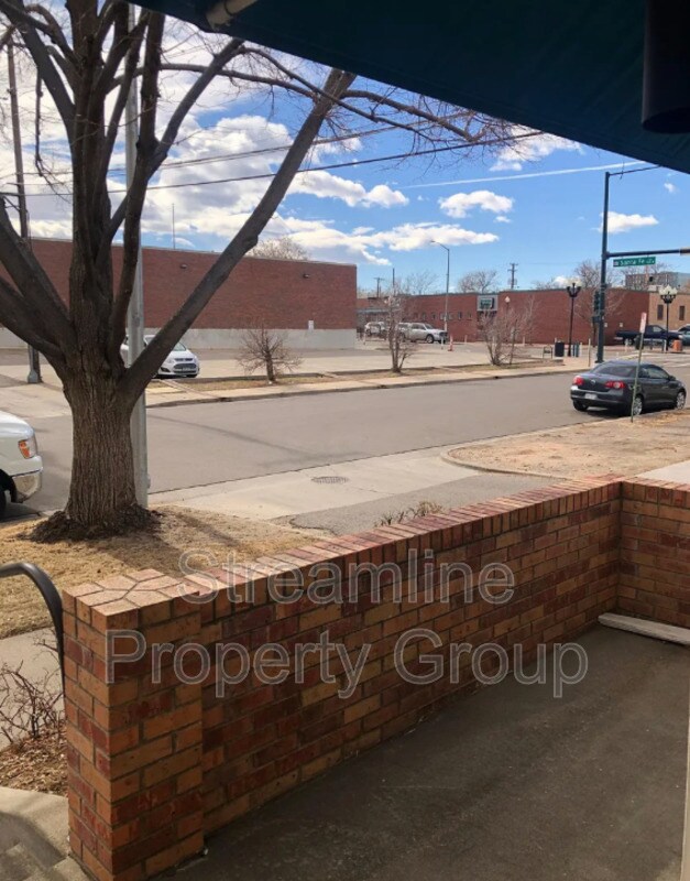 Photo - 1201 Galapago St
