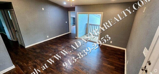 Building Photo - Nice Updated 3 Bed, 1 Bath in KCK-Coming S... Rental