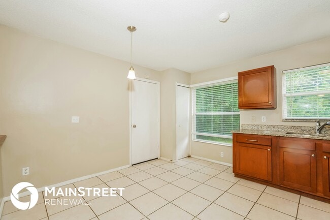 Photo - 1109 Cambourne Dr