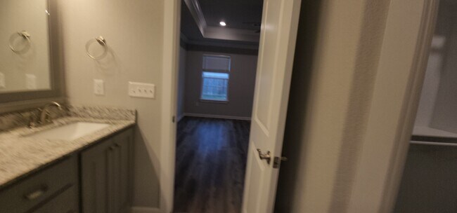 Photo - 4440 W Havana Ave