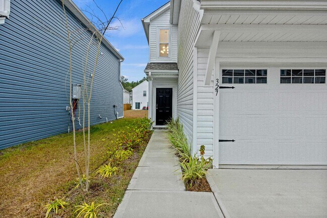 Photo - 327 Surfbird Rd