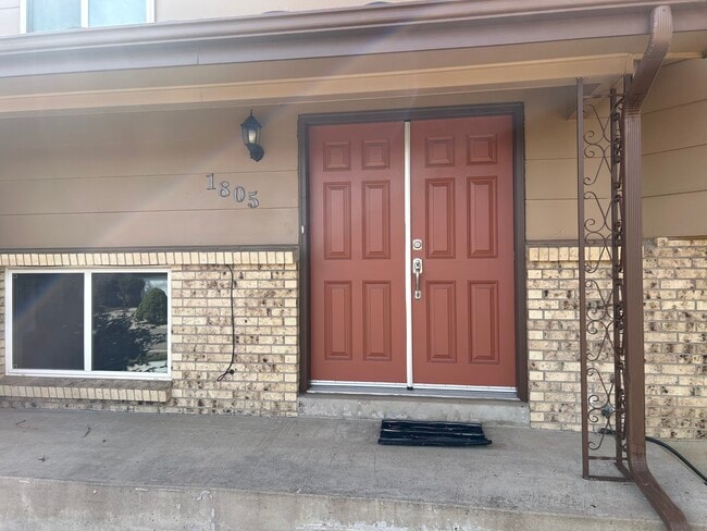 Photo - 1805 S Saulsbury Ct