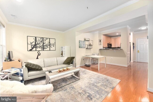 Building Photo - 2330 14th St N Unit 305 Rental