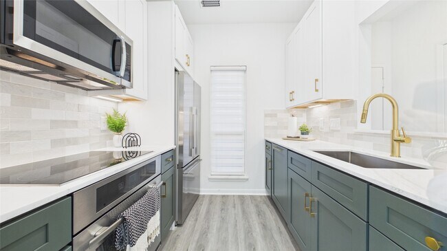 Photo - 1211 Jackson Blvd Unit G