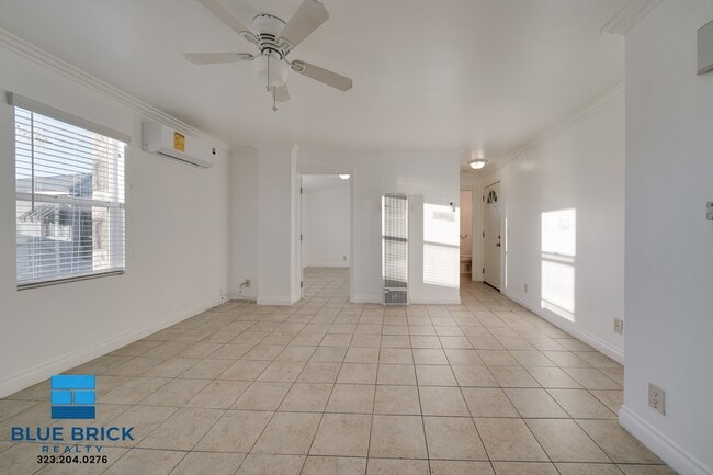 Photo - 1719 W 35th Pl Unit 4