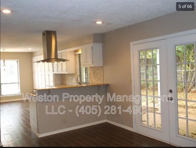 Photo - 503 Elmcrest Dr