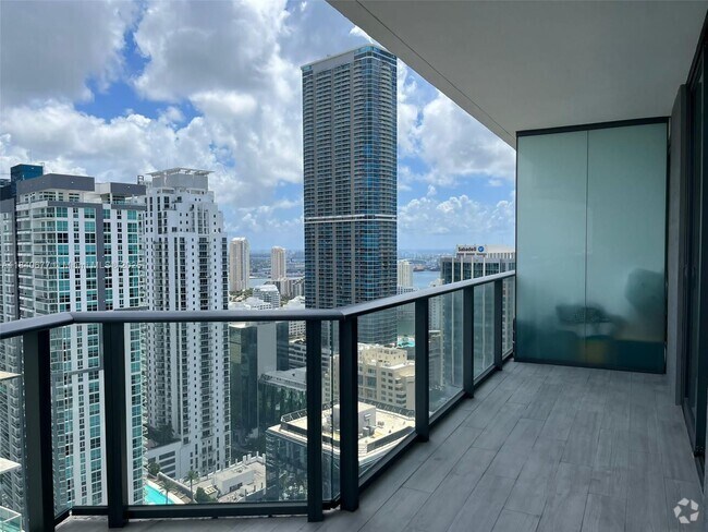 Building Photo - 1300 S Miami Ave Unit 3911 Rental