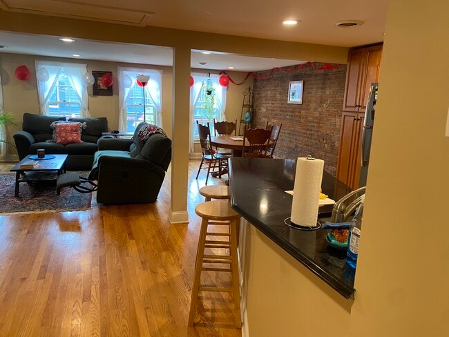 Photo - 28 Dove St Unit 2