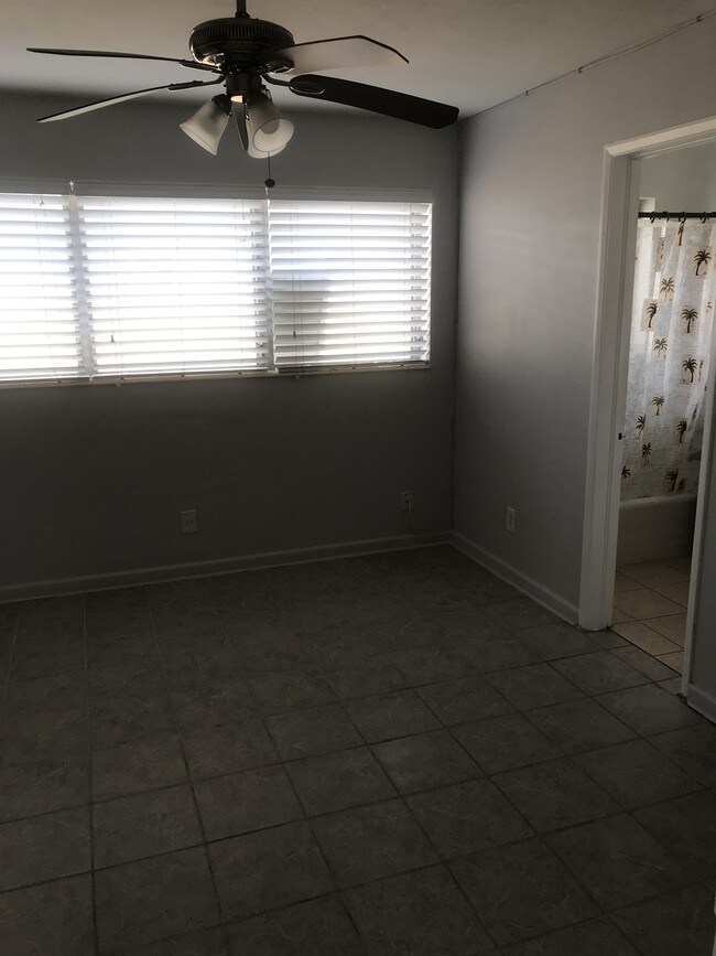 Photo - 1708 NE 20th Ave Unidad 6