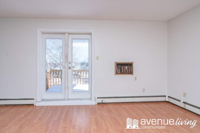 Photo - Evergreen Manor