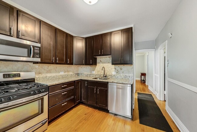 Photo - 2646 Ewing Ave Unit 2