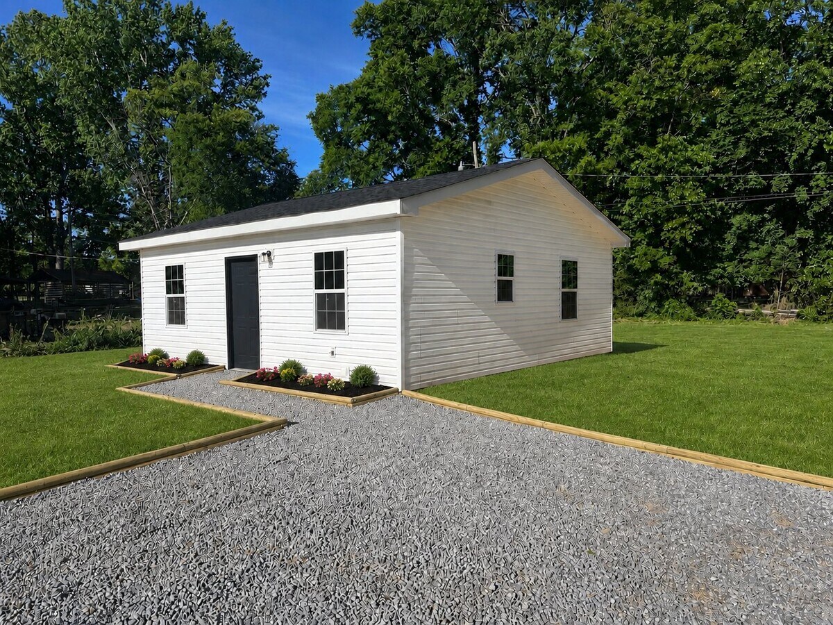 Photo - 1860 Circle Dr